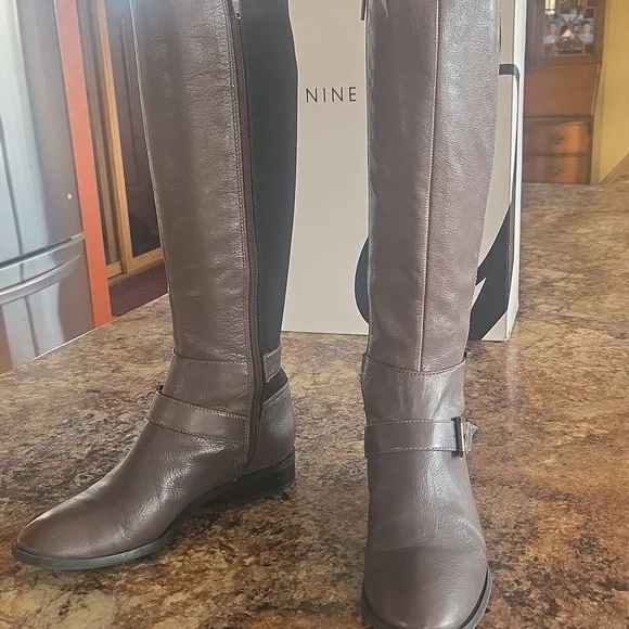 NINE WEST Womens Leather Boots - Picture 5 of 7